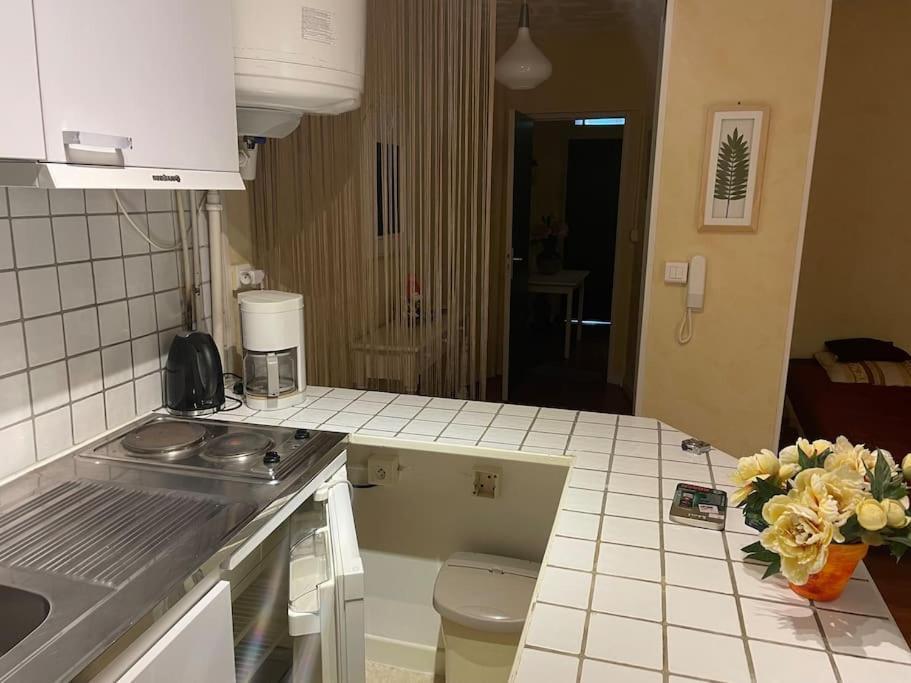 Studio N•2 Avec Patio En Plein Coeur De La Ville Bagneres-de-Bigorre Ngoại thất bức ảnh