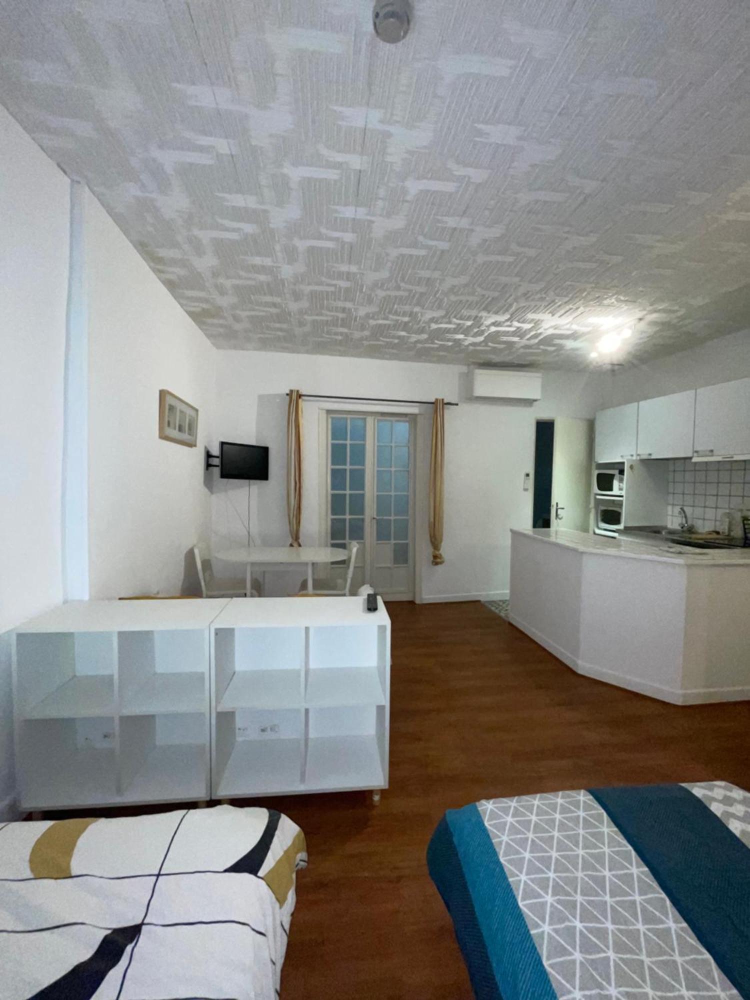 Studio N•2 Avec Patio En Plein Coeur De La Ville Bagneres-de-Bigorre Ngoại thất bức ảnh